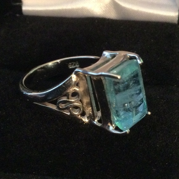 Rare Genuine Aquamarine Ring - Picture 9 of 14